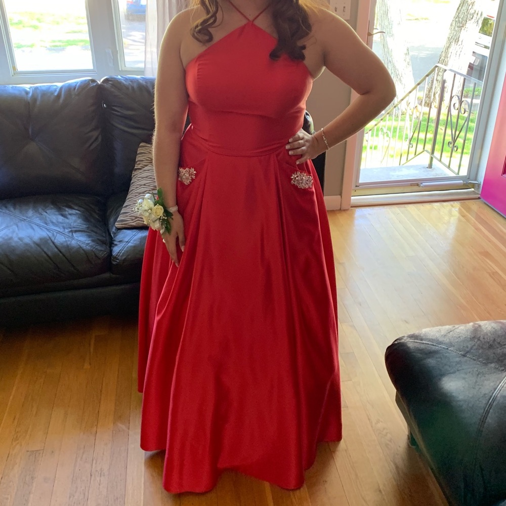 Prom Dress - Picture 4 of 4